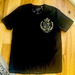 Guess tshirt